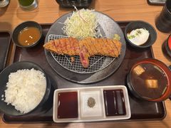 -牛カツ京都勝牛(河原町蛸薬師店)