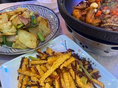 -霄汉牛三鲜湖北砂锅菜(万松园2店)
