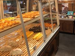 面包甜点陈列柜-津乐园(王顶堤店)