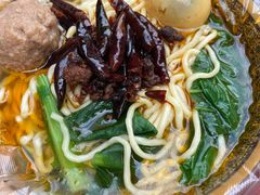 -丁记牛肉手擀板面