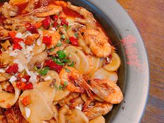 明虾鸡爪煲-煲得鲜·桐乡煲·小龙虾(万达店)