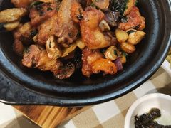-新大咀港式茶餐厅(宝山万达店)