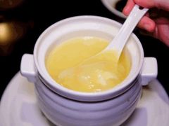 金汤鱼翅-半岛翡丽海鲜自助餐厅(观风亭店)