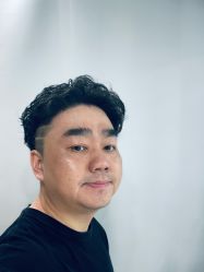 -镁连社·美联社