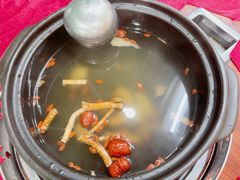 -花苑美食横琴生蚝火锅(拱北粤华路店)