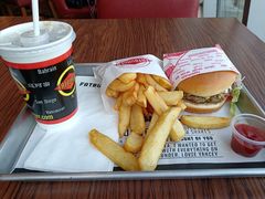 一重奏汉堡-FATBURGER 特富客汉堡(外交公寓店)