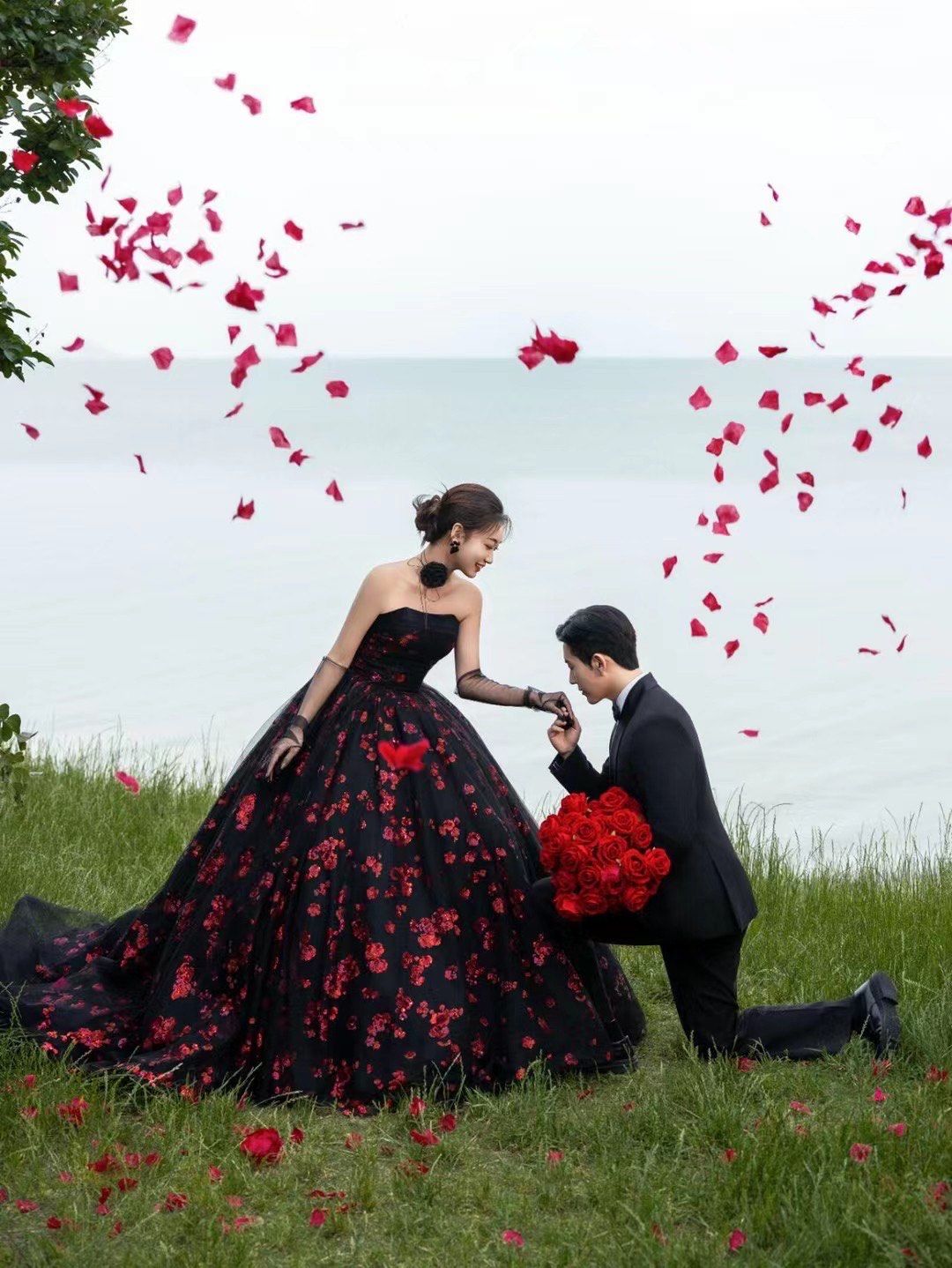 无法拒绝的赫本婚纱照|🖤黑纱 红玫瑰🌹