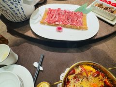 -小天鹅火锅·一线江景洪鼎旗舰店(洪崖洞店)