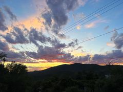 -鬼笑石后山停车场