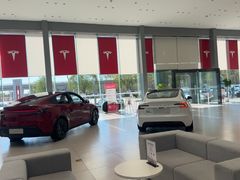-TESLA 特斯拉(北京后沙峪特斯拉中心)