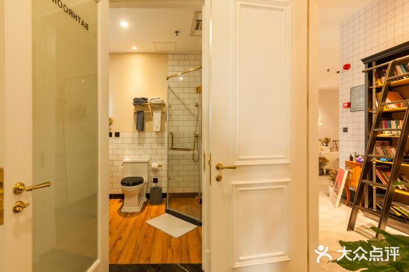 住进大连🌟 | 一个充满玩具和秋千的房间🍭