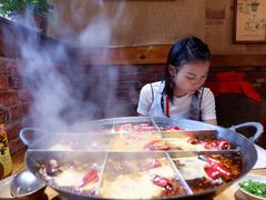 -白乐天毛肚火锅馆(解放碑店)