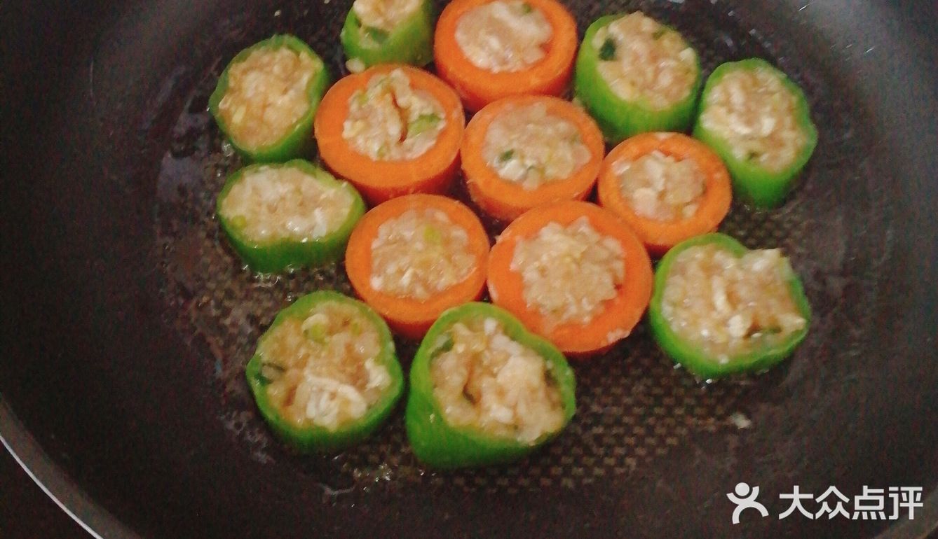 美味不可多得007家的胡萝卜鲜肉圈