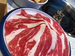 -三人行骨头王火锅(长寿店)