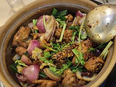 -胡须佬鸡煲四季火锅店(石厦西村直营店)