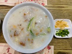 顺德鱼茸粥-赏点粤式点心(广州塔店)