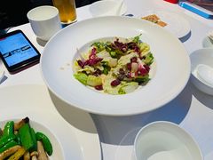 榄仁鲜虾沙拉-北京厨房(西安SKP店)