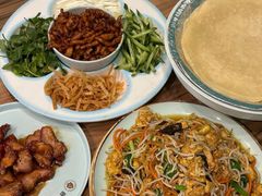 -合合春饼·酱骨·东北菜(潘家园店)