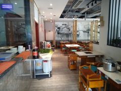 大堂-小牛叔鲜切牛肉·火锅·烤肉自助(公济桥路店)
