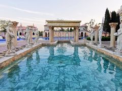 -泉城欧乐堡戏水湾艺术养生温泉