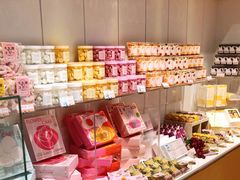 零售区-好利来(欧亚卖场店)