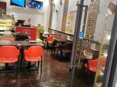 大堂-香港龟正盅 手作糖水甜品龟苓膏(千灯湖环宇城店)