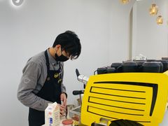 -麦当劳(徐汇漕溪北路百脑汇店)