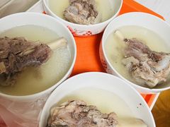 -周震馄饨
