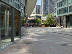 -宝龙城(杭州滨江店)