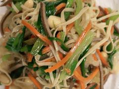 -香山湖渔家大院