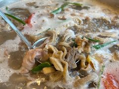 -老石黑山羊毛驴肉火锅(金凯广场店)