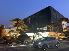 -罗红摄影艺术馆