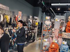 -迪卡侬(徐泾店)