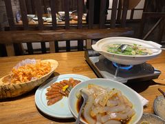 大砂锅炖鱼头汤-丹江渔村(首都机场店)