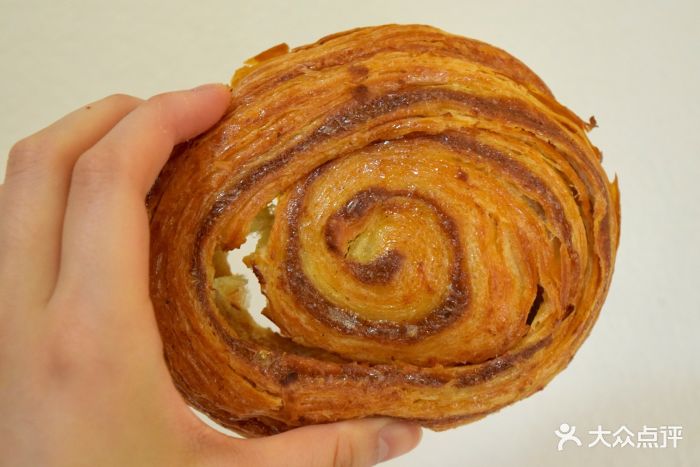 星巴克(york street)肉桂卷图片 - 第1张