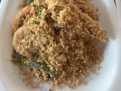 -东海岸人工湖美食村