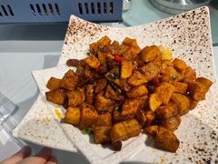 脆哨土豆粒-泉味道贵州厨房(三里河店)