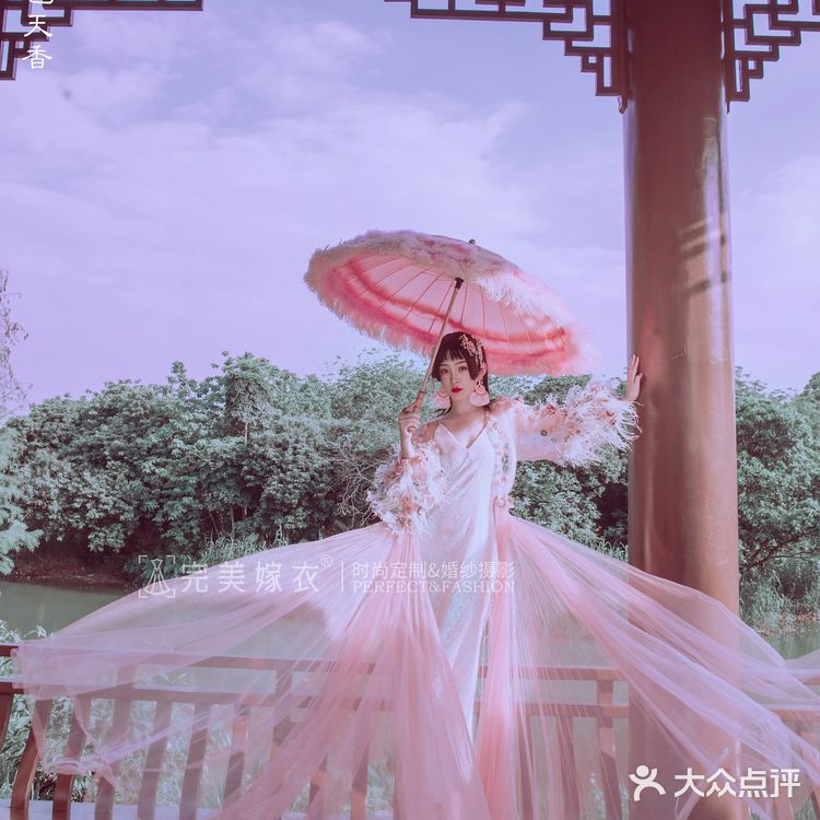足以成为网红的国潮婚纱照