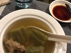 苦瓜眉豆排骨汤-顺德美的万豪酒店·自助餐·贡厨