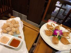 -小天鹅火锅·一线江景洪鼎旗舰店(洪崖洞店)