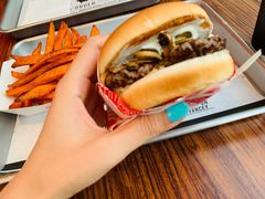-FATBURGER 特富客汉堡(外交公寓店)