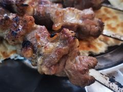 -烤肉小伙烤肉店