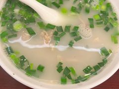 本帮肚肺汤-三两春(浦三路店)