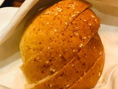 餐前面包-食间牛排(湖西路店)