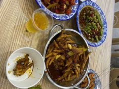 -江城燕子大排档(江汉路步行街店)