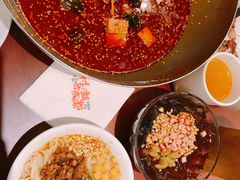 成都冷锅串串香-付小姐在成都(中山公园店)