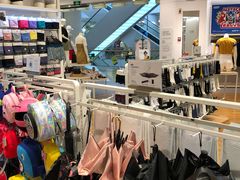 -hotwind热风(世纪东方广场店)