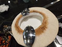 -东椰·海南椰子鸡火锅(朝阳门店)