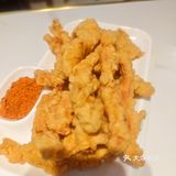 热气腾腾的鱼火锅之夜