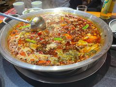 -小饕荟雅安贡椒鱼鲜馆(广福桥店)